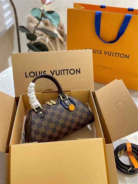 bucuresti louis vuitton|geanta lv.